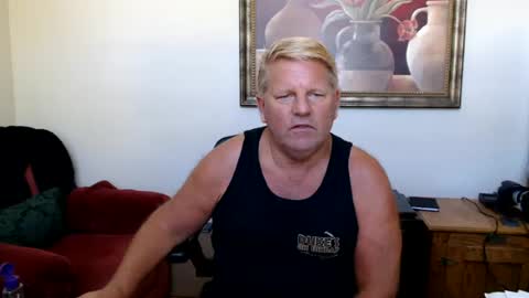 Steele and Cassie online show from July 16, 6:33 pm