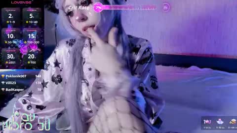 Mia online show from October 26, 11:37 pm