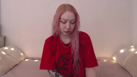 Emily online show from March 6, 9:03 pm