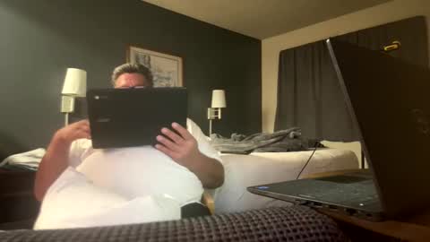 Snapshot of hardfreak4you chatting on October 31, 10:26 am hardfreak4you online show from October 31, 10:26 am