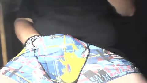 hardfrenchdick17 online show from July 30, 11:38 pm