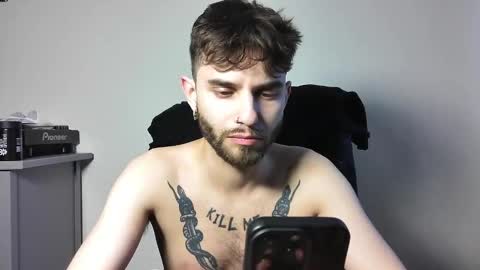 Liam online show from December 21, 8:59 pm