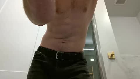 hardtoswallow1 online show from March 6, 3:05 am