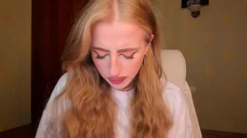 Julia online show from September 22, 5:33 am