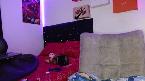 harley_quinnn111 online show from December 6, 5:36 am