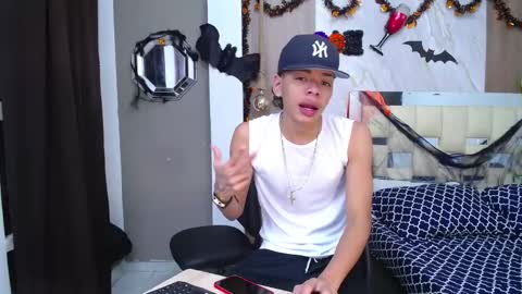 Harry online show from October 31, 7:14 pm