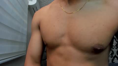 harry_velez online show from January 14, 3:14 am