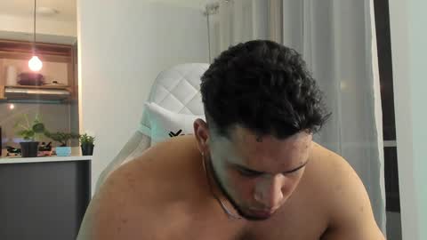 Harry Zandes online show from December 29, 9:17 am