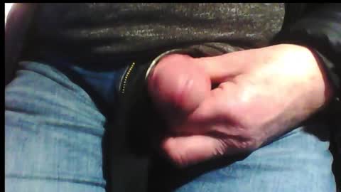 Snapshot of hartwichser1 chatting on January 12, 11:58 pm hot n  nasty online show from January 12, 11:58 pm