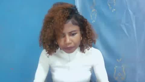 hasleyinah online show from July 28, 7:39 pm