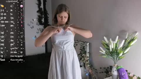 Jenny online show from April 19, 7:16 pm