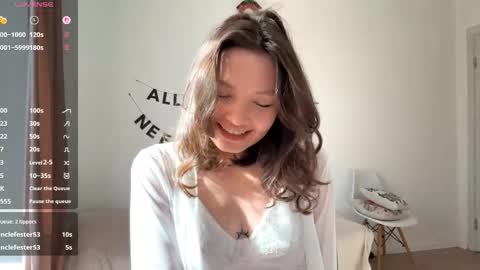 Kira online show from May 24, 1:28 pm