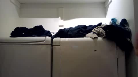 hdrsh08 online show from December 6, 7:39 pm