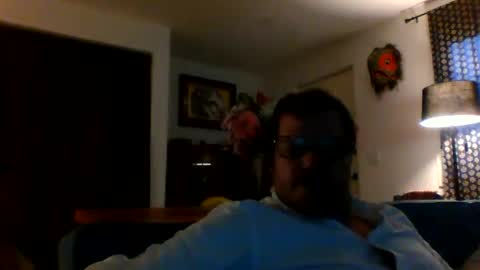 Snapshot of heartofadog604 chatting on October 21, 12:05 am MT online show from October 21, 12:05 am