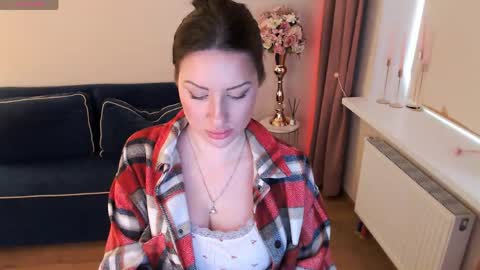 Heaven girl online show from April 24, 5:04 pm
