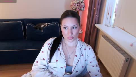 Heaven girl online show from April 22, 1:40 pm