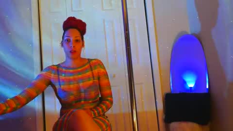 Heavenllyy online show from January 10, 6:09 am