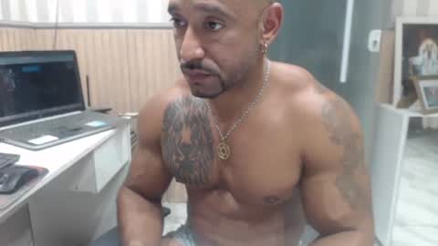 hebertgomes online show from November 7, 8:55 pm