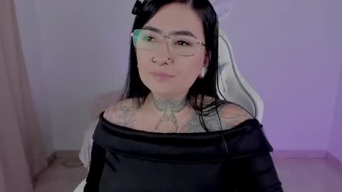 IM EMY online show from April 13, 4:33 pm