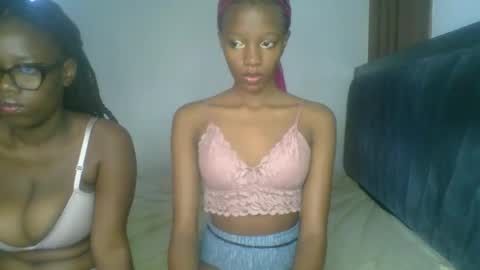 heilybunny online show from April 8, 11:35 am