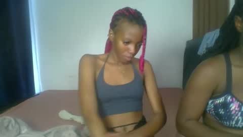 heilybunny online show from April 12, 9:13 am