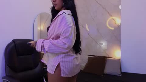 Heilyn  online show from February 20, 6:26 am