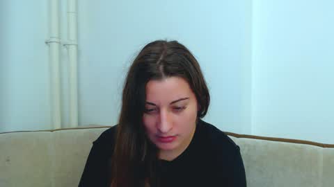 helen_adams_ online show from January 25, 11:34 am