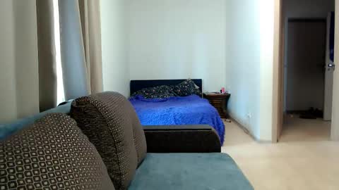 helen_adams_ online show from May 7, 7:04 am