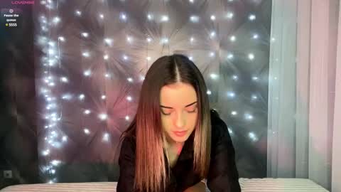 Alice DollySmile and Avelina online show from December 3, 10:12 am