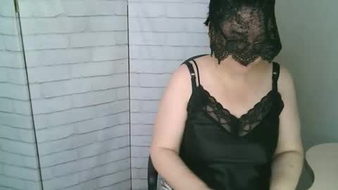 Helen online show from February 11, 7:23 am