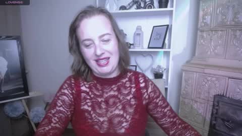 Helen online show from November 3, 7:53 am