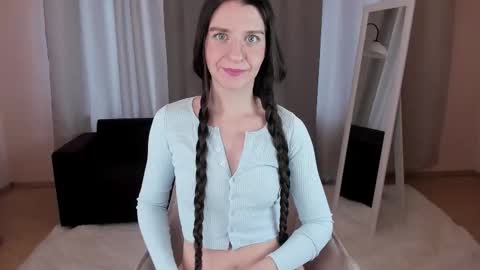 Helen online show from October 7, 3:02 am