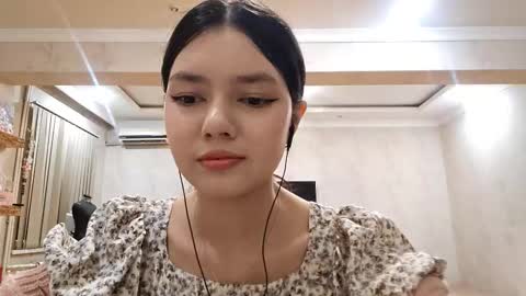 Alice online show from November 11, 3:25 pm