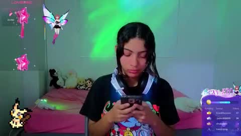 Helia Transfem and Amy online show from December 22, 5:03 am