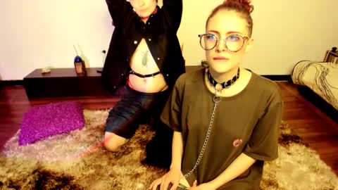 Snapshot of heliconiavannucci chatting on October 18, 4:38 am Heliconia online show from October 18, 4:38 am