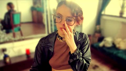 Heliconia online show from March 28, 7:15 pm