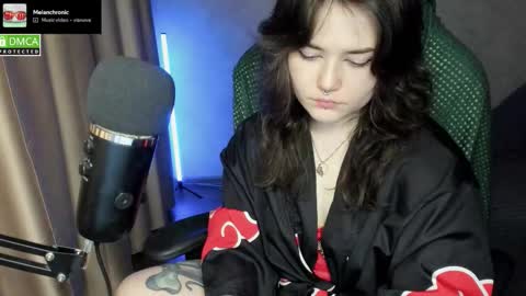 Red online show from March 23, 8:03 pm