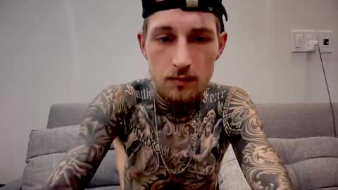 hellacozy online show from April 17, 1:46 pm