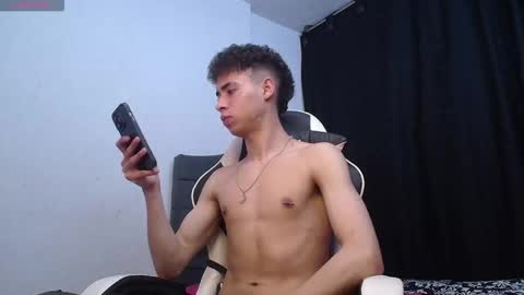   CROW  online show from October 25, 5:08 am