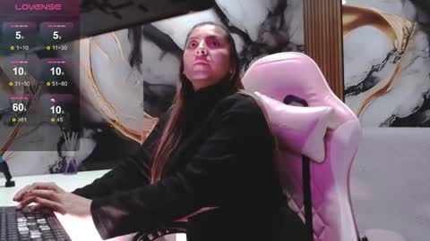 Hellen.  online show from April 1, 11:44 am