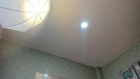   online show from April 20, 6:33 pm