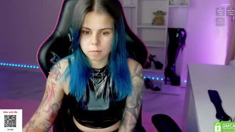 Alice online show from November 18, 2:20 pm