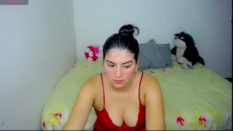 helloo_kityy25 online show from July 19, 3:42 am
