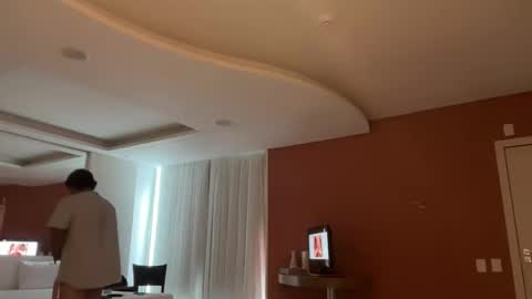 henryrio2 online show from December 21, 10:54 am