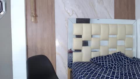 HERA online show from April 4, 6:26 pm