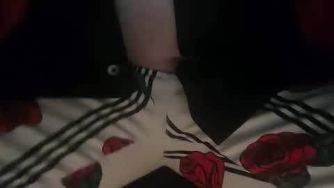 hereforonething888 online show from March 29, 5:42 am