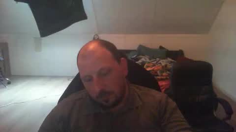 herejust4yoy online show from May 18, 4:13 pm
