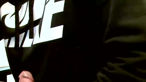 mr D online show from December 17, 10:55 am