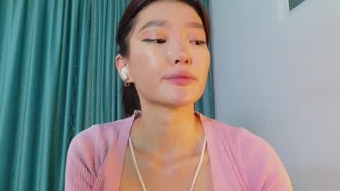 Audrey online show from October 13, 3:03 pm