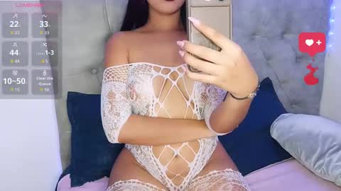 heyemi09 online show from June 5, 10:48 pm
